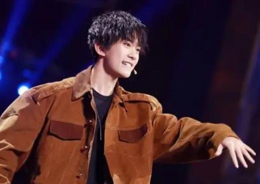 易烊千玺和泡椒是什么关系,易烊千玺的女朋友是不是泡椒