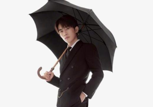 易烊千玺杨幂合作,易烊千玺为什么越长越帅 易烊千玺杨幂合作,易烊千玺为什么越长越帅