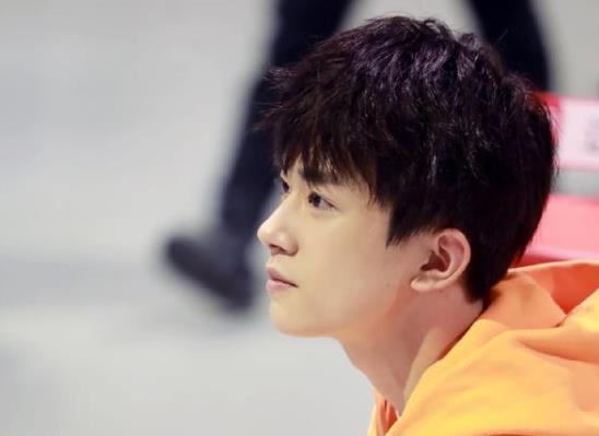 易烊千玺家是干什么的,易烊千玺家境很好吗 易烊千玺家是干什么的,易烊千玺家境很好吗