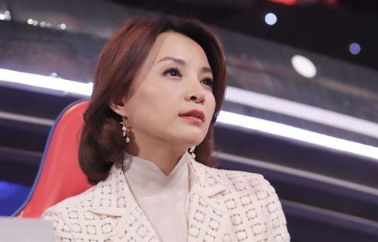 董卿为什么不主持春晚了,董卿为什么不主持节目了 董卿为什么不主持春晚了,董卿为什么不主持节目了