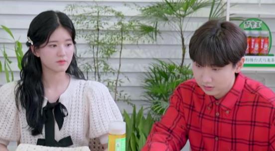 赵露思汪苏泷互怼,赵露思推荐汪苏泷的歌