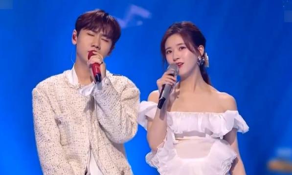赵露思汪苏泷比心,赵露思汪苏泷合唱是什么节目