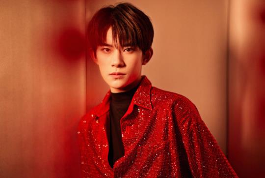 易烊千玺和肖战谁更帅,易烊千玺姓什么叫什么