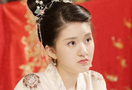 赵露思洛菲菲什么电视剧,赵露思94年还是98