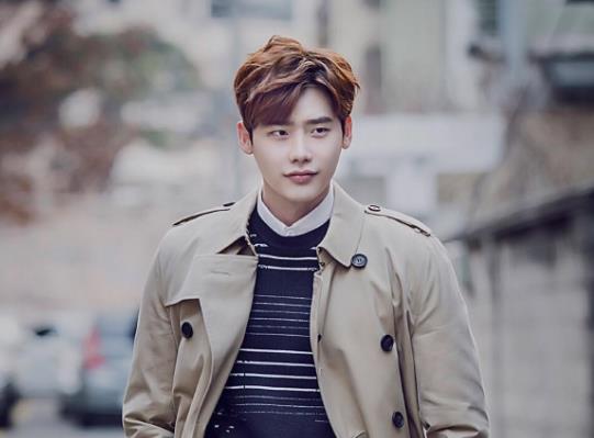 李钟硕在韩国有多火,李钟硕在韩国算几线明星