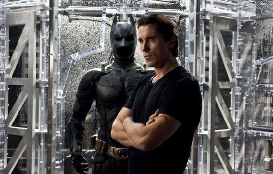 蝙蝠侠为什么那么富,蝙蝠侠是个什么样的人