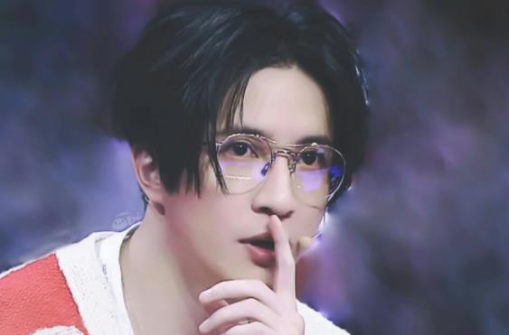 薛之谦靠什么歌火,薛之谦捧红的歌手