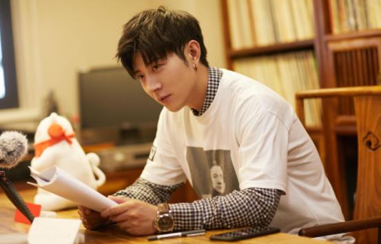 高晓攀为什么不火了,高晓攀为什么叫小先生