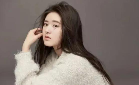 赵露思是富二代吗家里有钱吗,赵露思家境很好家里很有钱吗