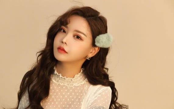 韩安冉为什么这么火,韩安冉是网红还是明星 韩安冉为什么这么火,韩安冉是网红还是明星