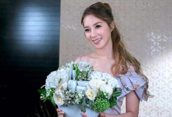 徐子淇为什么嫁的好,徐子淇为什么不上班