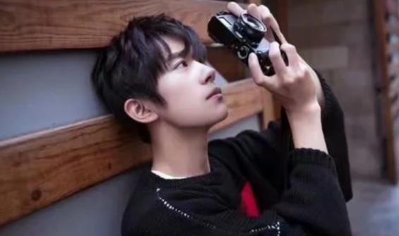 易烊千玺为什么突然爆火,易烊千玺是超一线吗 易烊千玺为什么突然爆火,易烊千玺是超一线吗