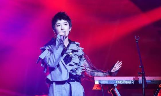 曾轶可为什么不火了,曾轶可为什么不留长发