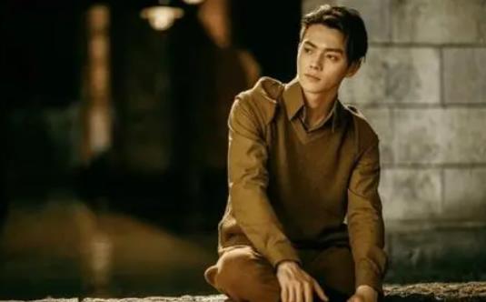 许凯官宣恋情,许凯和谁在一起了 许凯官宣恋情,许凯和谁在一起了