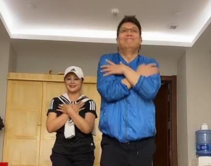 王为念和于月仙是什么关系,王为念和于月仙跳舞 王为念和于月仙是什么关系,王为念和于月仙跳舞