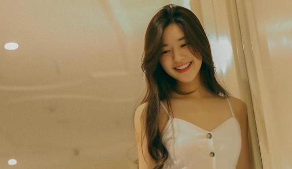 赵露思最近在干嘛,赵露思是个什么样的人 赵露思最近在干嘛,赵露思是个什么样的人