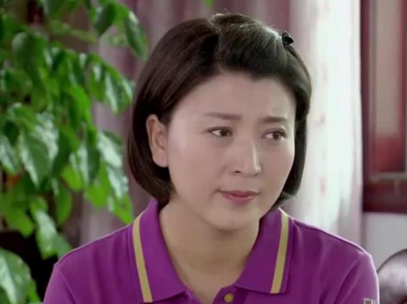 闫学晶为什么不火,闫学晶为什么是一级演员呢