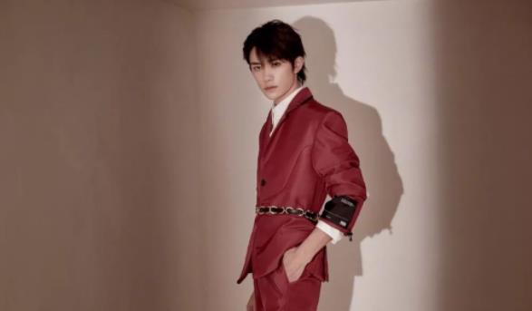 易烊千玺微博超话,易烊千玺微博粉丝量