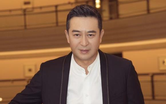 张嘉译为什么这么火,张嘉译是哪年出生的 张嘉译为什么这么火,张嘉译是哪年出生的