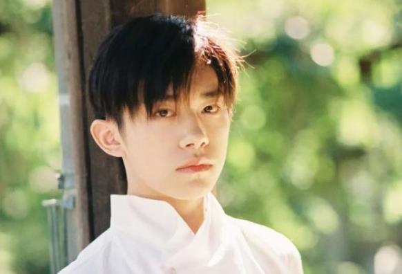 易烊千玺的歌属于什么类型,易烊千玺最好听的歌 易烊千玺的歌属于什么类型,易烊千玺最好听的歌