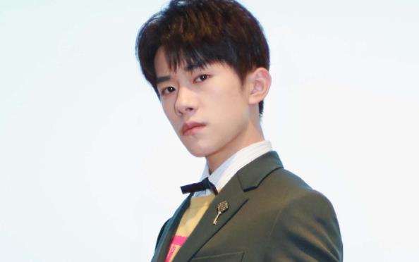 娱乐圈对易烊千玺的评价,与易烊千玺有关的昵称 娱乐圈对易烊千玺的评价,与易烊千玺有关的昵称