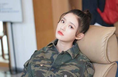 林允经纪公司是周星驰吗,林允的真名是什么 林允经纪公司是周星驰吗,林允的真名是什么