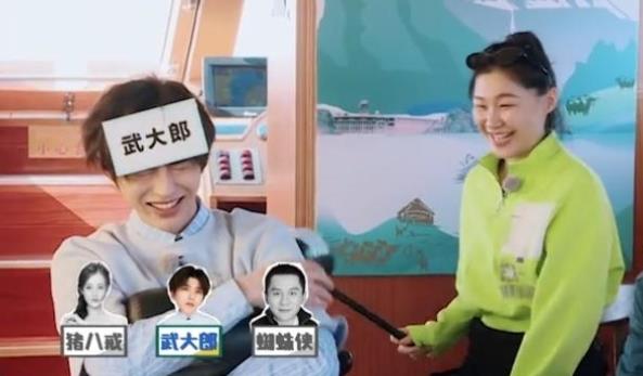 蔡徐坤金靖什么关系,蔡徐坤金靖是恋人吗 蔡徐坤金靖什么关系,蔡徐坤金靖是恋人吗