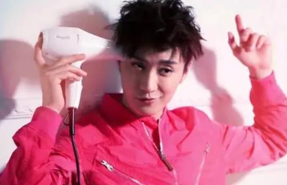 乔任梁为什么喜欢粉红色,乔任梁为什么叫kimi 乔任梁为什么喜欢粉红色,乔任梁为什么叫kimi