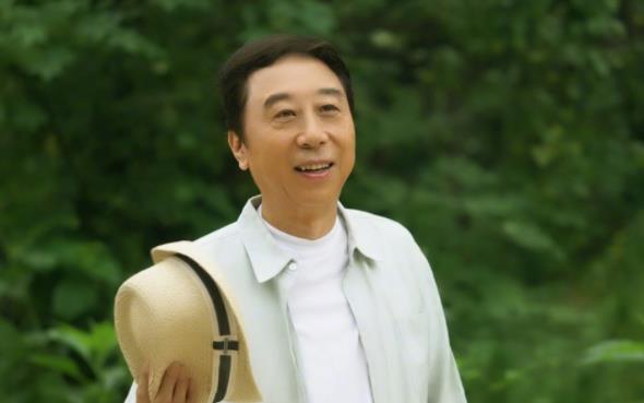 冯巩为什么不上春晚,冯巩为什么叫四爷