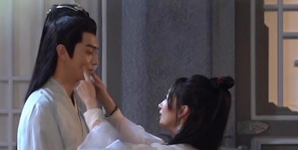 为什么许凯不去搭理周冬雨,周冬雨和许凯主演的新剧