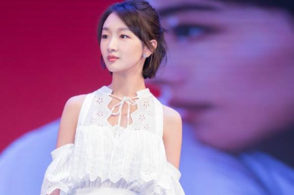 周冬雨为什么这么红,周冬雨为什么演千古