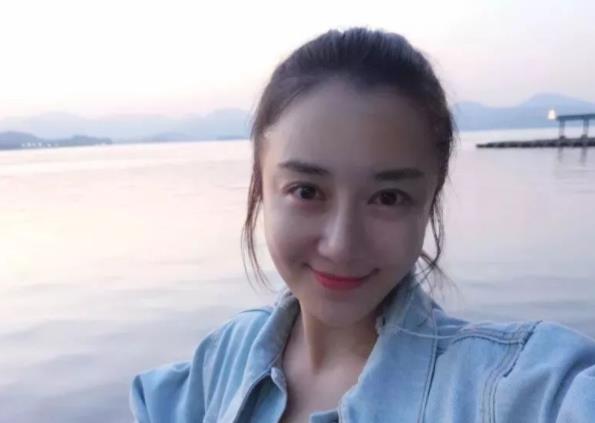 李依晓为什么不火,李依晓年龄多大 李依晓为什么不火,李依晓年龄多大