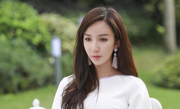 娄艺潇为什么不温不火,娄艺潇为什么直播带货