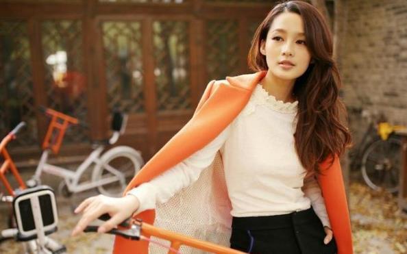 李沁为什么不火,李沁为什么被称为鸡腿