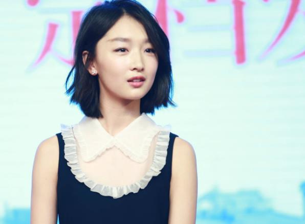 周冬雨父母是做什么的,周冬雨是富二代吗