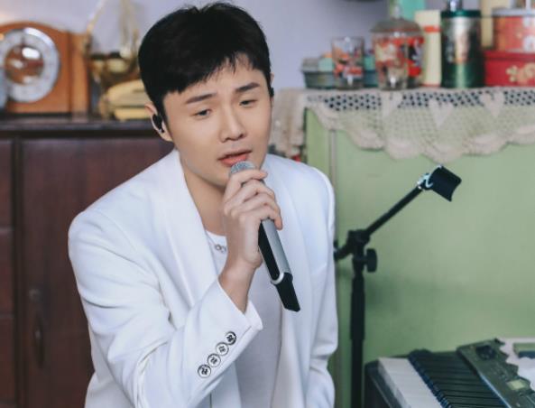 李荣浩为什么不火了,李荣浩年龄多少