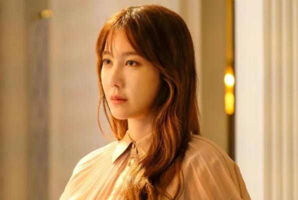 李智雅为什么不红,李智雅多少岁