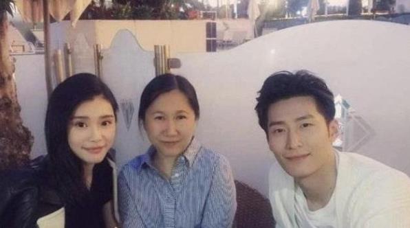 窦骁和奚梦瑶十年好友,窦骁是奚梦瑶的前男友吗