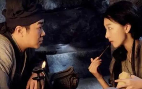 大鹏周冬雨演的电影,孙红雷周冬雨演的电影 大鹏周冬雨演的电影,孙红雷周冬雨演的电影