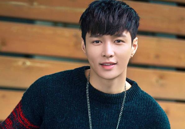 张艺兴为什么不谈对象,张艺兴为什么被称为小绵羊 张艺兴为什么不谈对象,张艺兴为什么被称为小绵羊