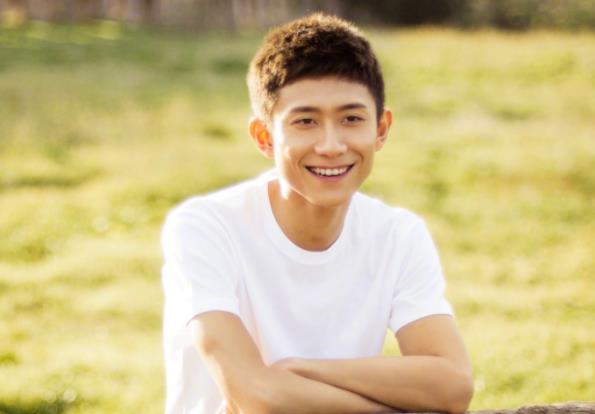 张一山为什么这么火,张一山为什么这么瘦 张一山为什么这么火,张一山为什么这么瘦