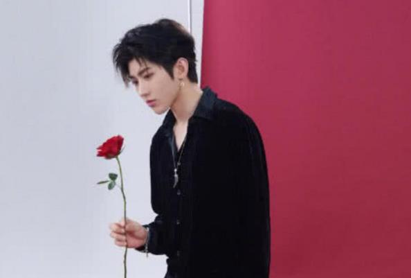 蔡徐坤的理想型,蔡徐坤是富二代