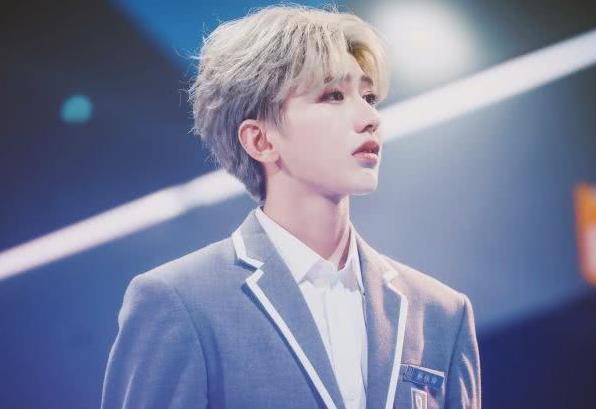 蔡徐坤承认恋情秒删,蔡徐坤的名字来历是什么