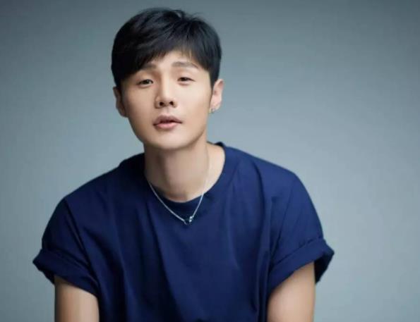 李荣浩为什么这么火,李荣浩年龄多大 李荣浩为什么这么火,李荣浩年龄多大