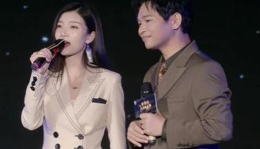 冷漠的老婆个人资料简介 冷漠离过婚吗 冷漠的老婆个人资料简介 冷漠离过婚吗