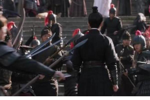 周生辰剃了全身的骨头吗 周生辰为什么会被剔骨 周生辰剃了全身的骨头吗 周生辰为什么会被剔骨