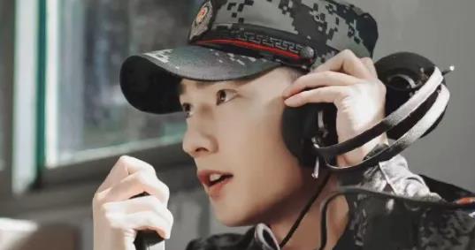 特战荣耀燕破岳结局 燕破岳和艾千雪在一起了吗