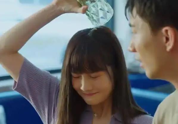 没有工作的一年唐蕊被扇是哪一集?被谁扇了巴掌