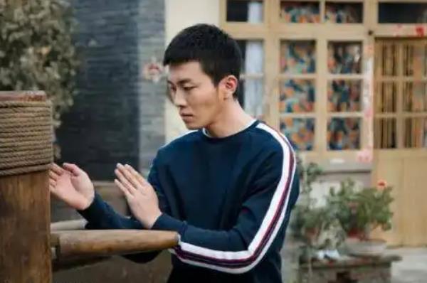 赵甲第和蔡姨在一起睡是第几集 两人究竟什么关系 赵甲第和蔡姨在一起睡是第几集 两人究竟什么关系