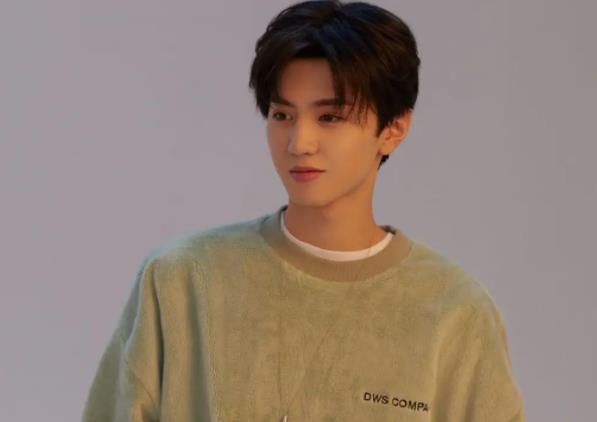 偷偷藏不住要改成电视剧了吗 男女主是谁饰演的 偷偷藏不住要改成电视剧了吗 男女主是谁饰演的